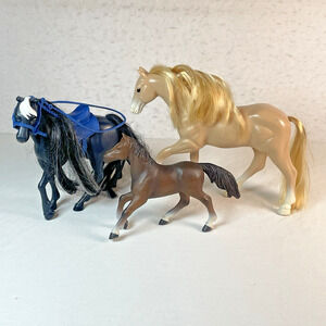 Horse Figure Lot Of 3 Blond Lori Batatt Brown Papo Black DWA Just Play + Saddle